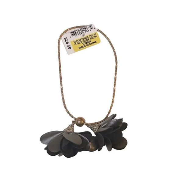 Inc International Concepts Imitation Pearl & Fabric Flower Bolo Bracelet, NWT🌺 - Picture 2 of 2